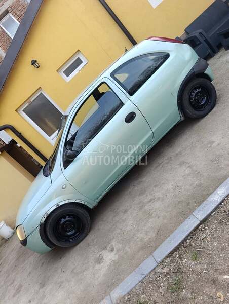 Opel Corsa C 1.0 i