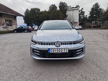 Volkswagen Golf 8 1.5 tsi dsg