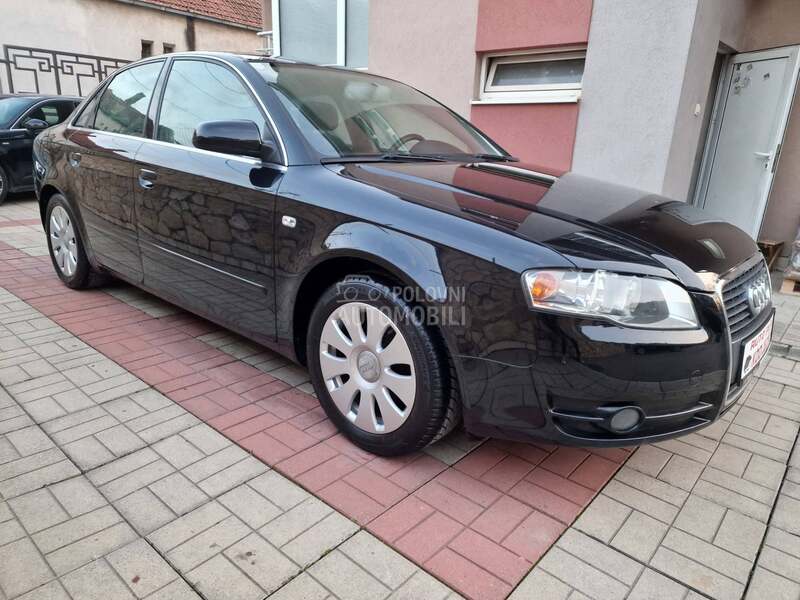 Audi A4 1,6 b e n z i n