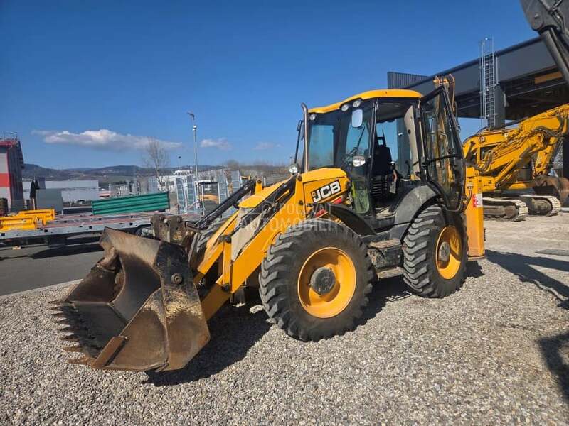 JCB 4 cx SITEMASTER