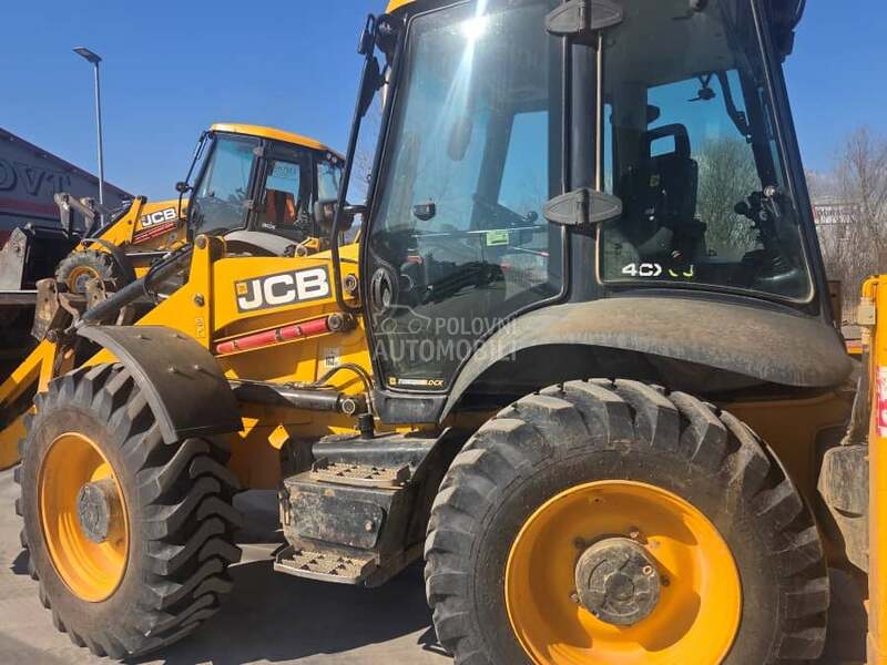 JCB 4 cx SITEMASTER