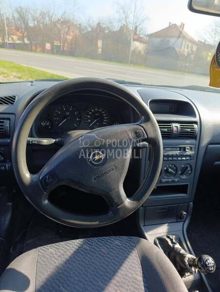 Opel Astra G 1.6