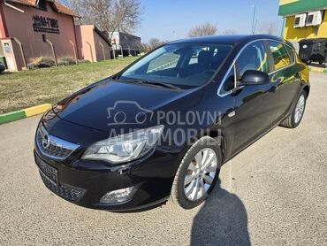 Opel Astra J 1,6 Cosmo