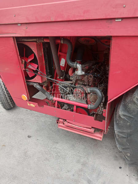 Massey Ferguson 330