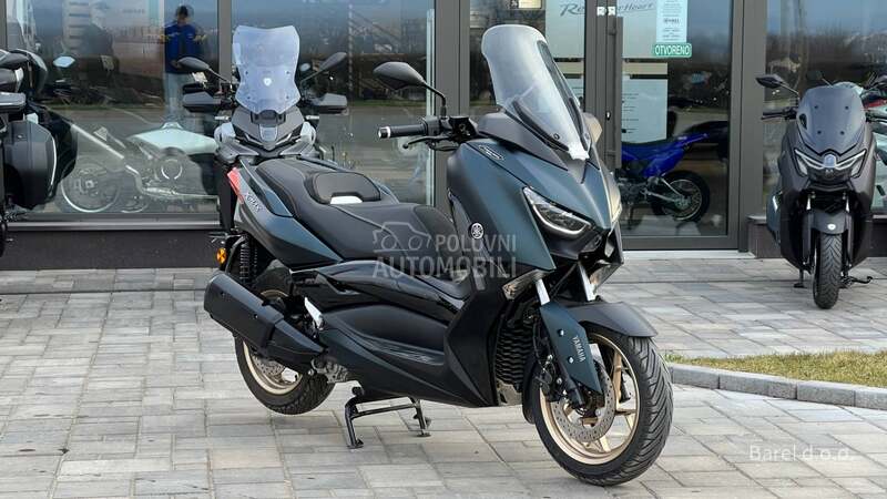 Yamaha XMAX 300 TECH MAX