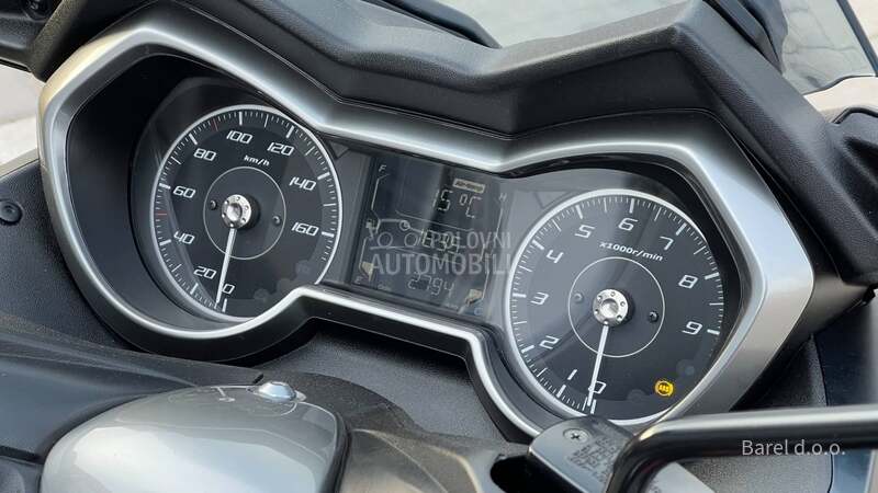 Yamaha XMAX 300 TECH MAX