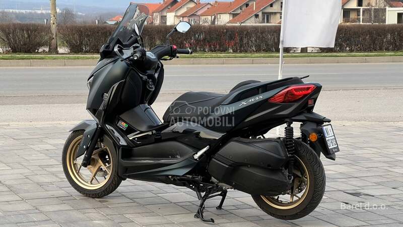 Yamaha XMAX 300 TECH MAX