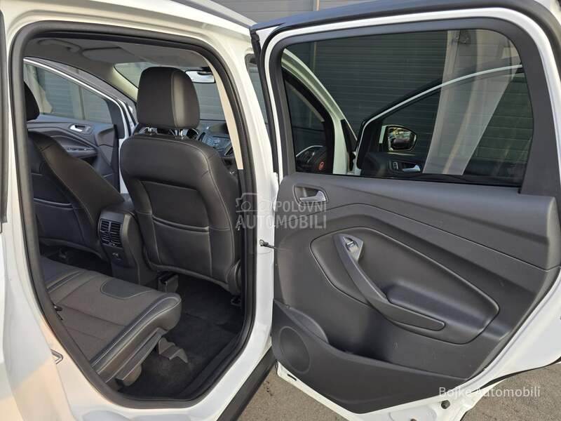 Ford Kuga 2.0TDCI TITANIUM