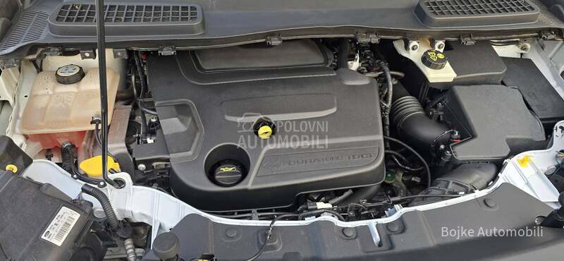 Ford Kuga 2.0TDCI TITANIUM