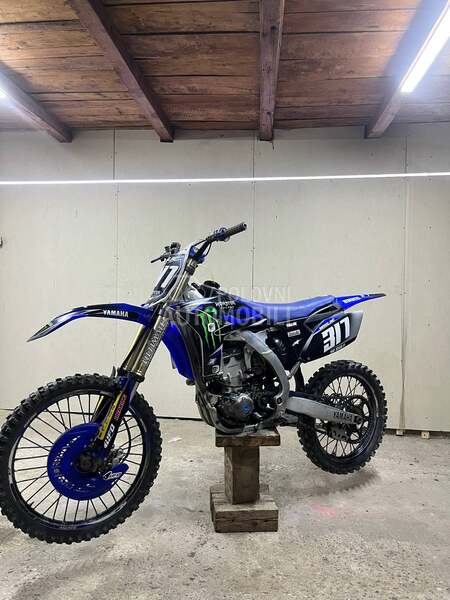 Yamaha yzf250