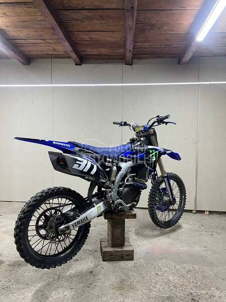 Yamaha yzf250