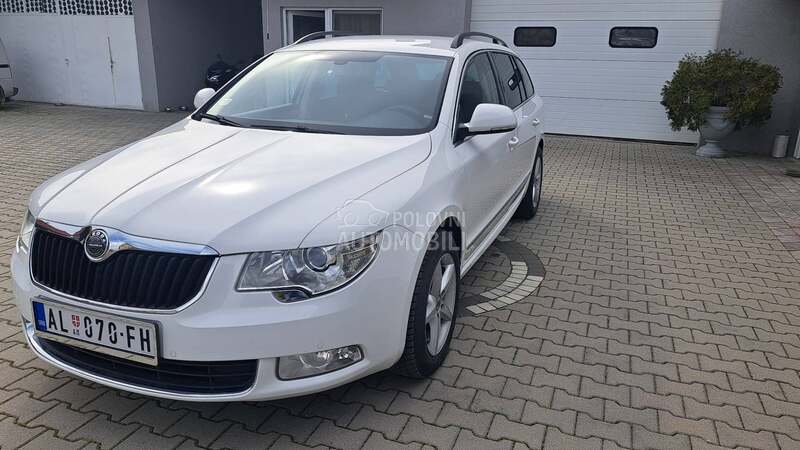 Škoda Superb 