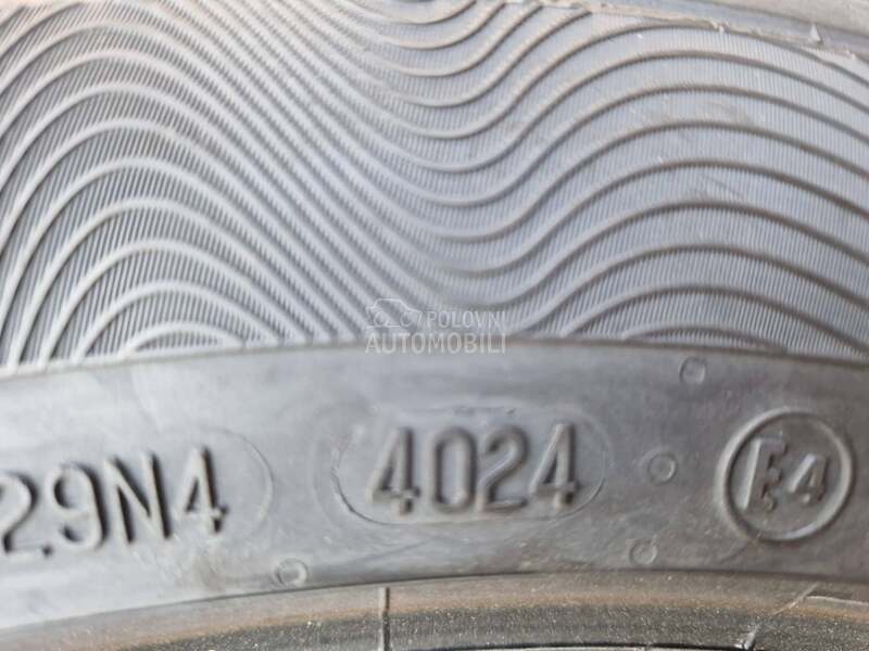 Continental 205/55 R17 Letnja