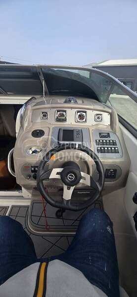 Chaparral 250 Signature