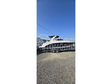 Chaparral 250 Signature