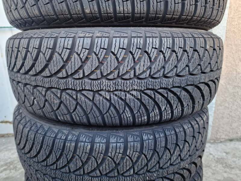 Fulda 185/60 R15 Zimska