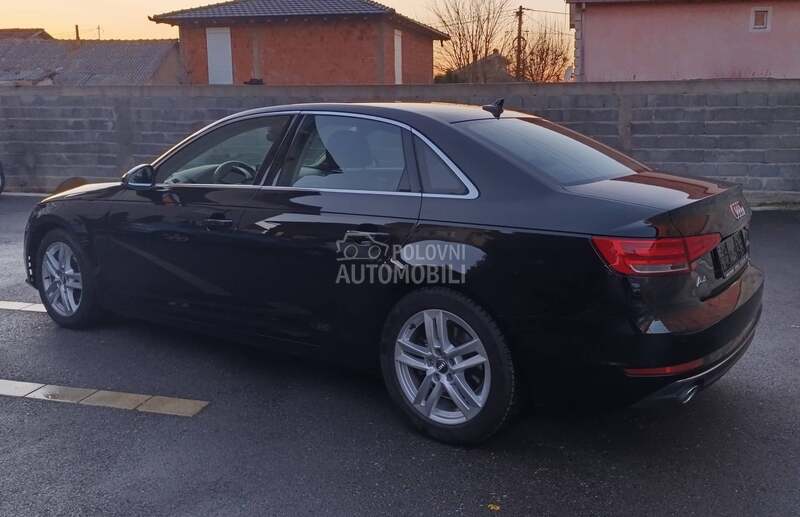 Audi A4 2,0 S TRONIK