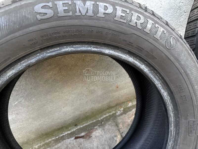 Semperit 215/55 R16 Zimska