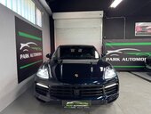 Porsche Cayenne Coupe Hybrid Pan.