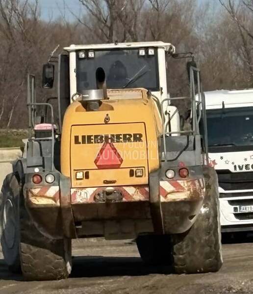 Liebherr 566 4m3