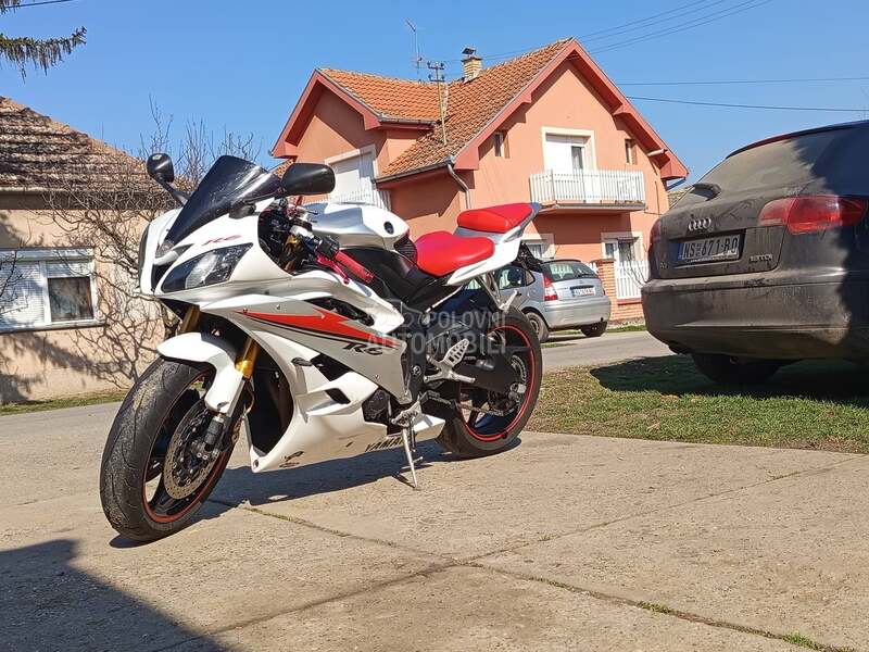 Yamaha YZF R6