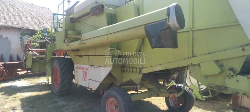 Claas Dominator 76