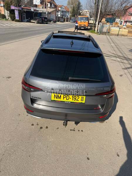Škoda Superb 