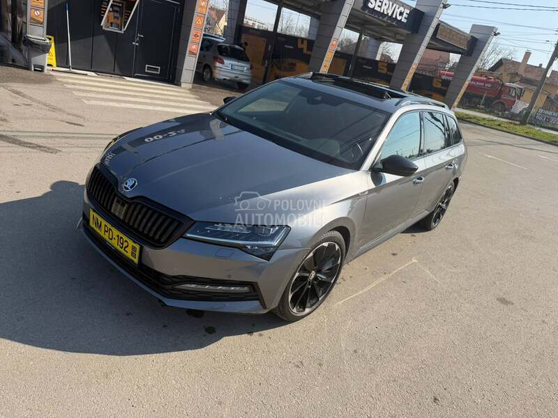 Škoda Superb 
