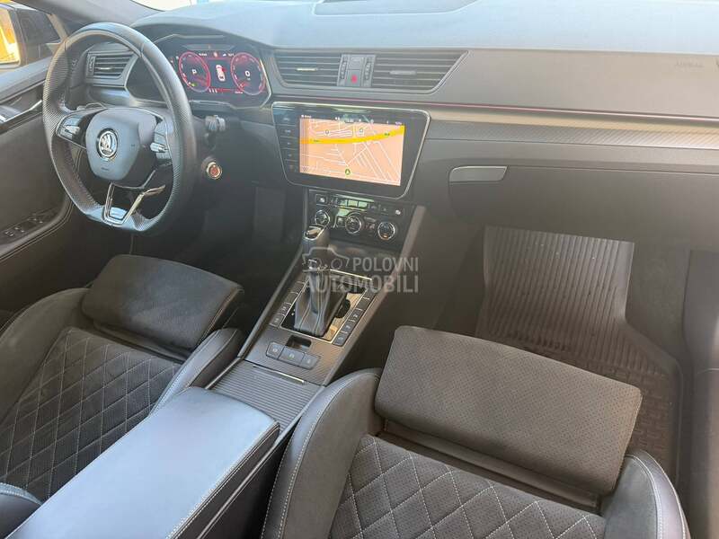 Škoda Superb 