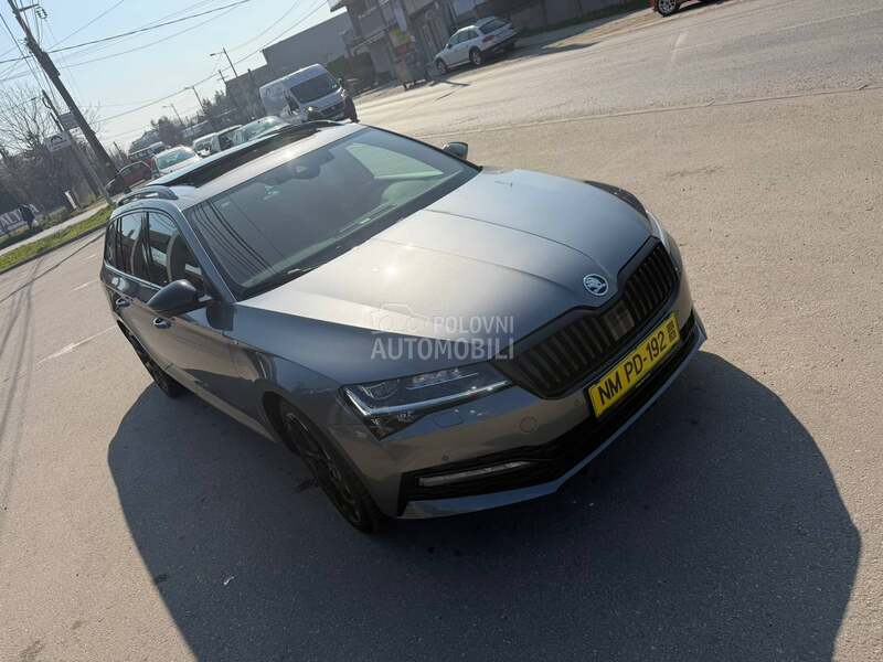 Škoda Superb 