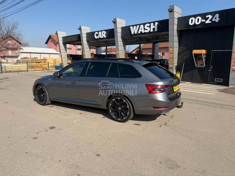 Škoda Superb 