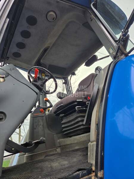 New Holland TM 190