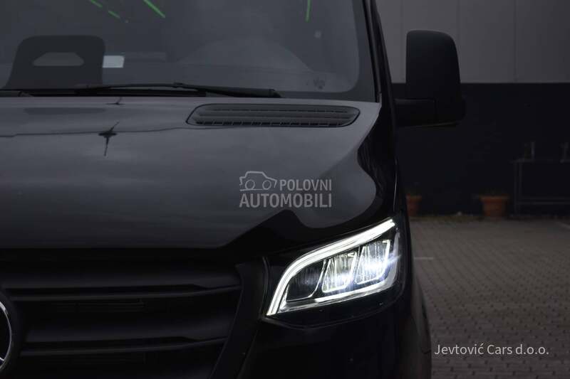 Mercedes Benz Sprinter 517 minibus