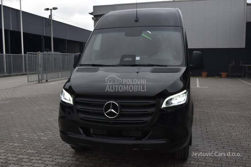 Mercedes Benz Sprinter 517 minibus