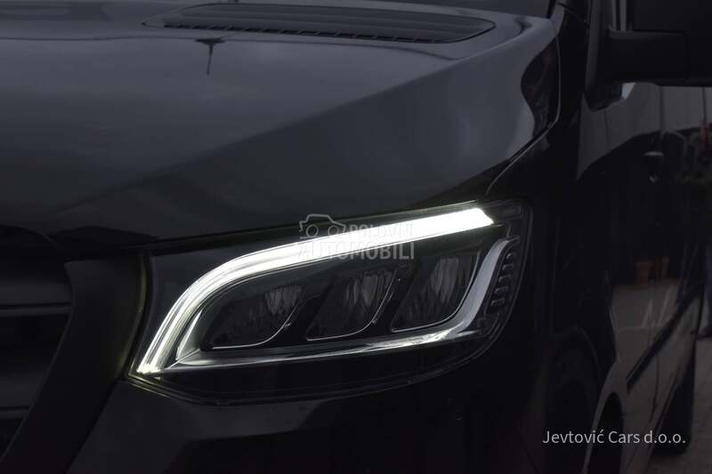 Mercedes Benz Sprinter 517 minibus