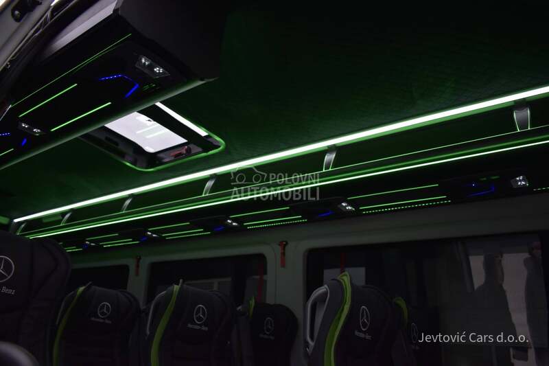Mercedes Benz Sprinter 517 minibus