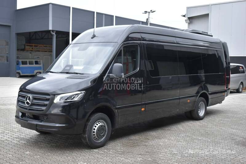 Mercedes Benz Sprinter 517 minibus