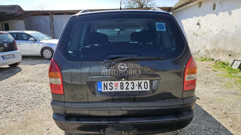 Opel Zafira 