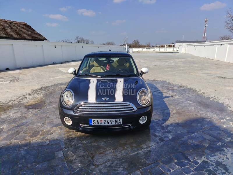 MINI One 