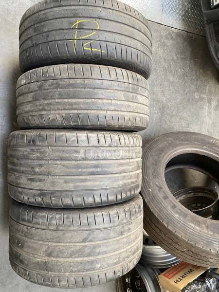 Michelin 315/30 R21 Letnja