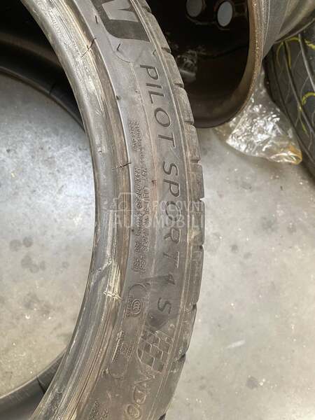 Michelin 315/30 R21 Letnja