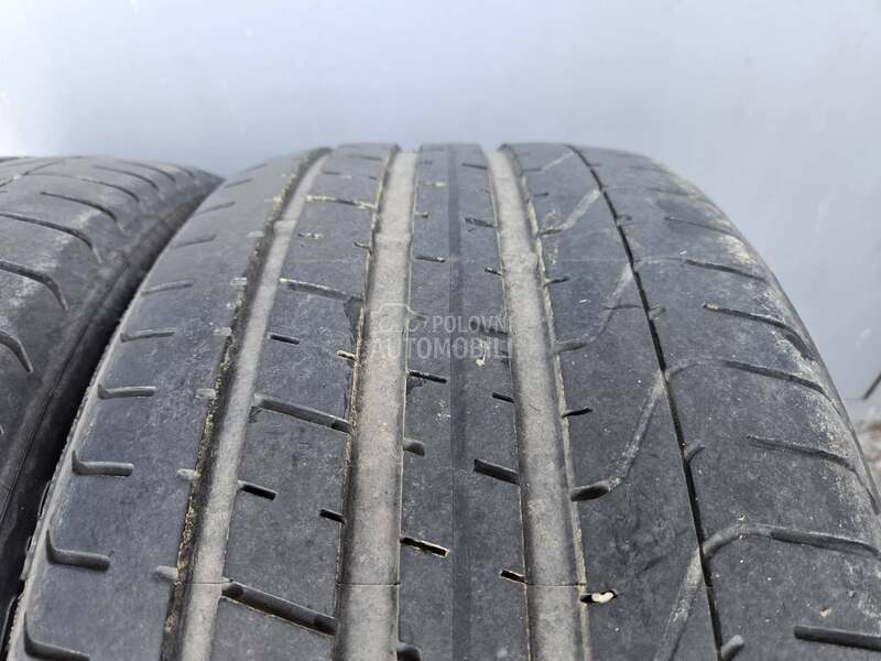 Pirelli 255/35 R19 Letnja