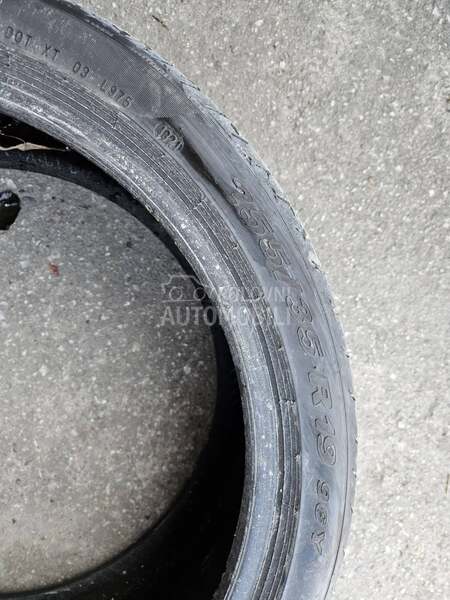 Pirelli 255/35 R19 Letnja