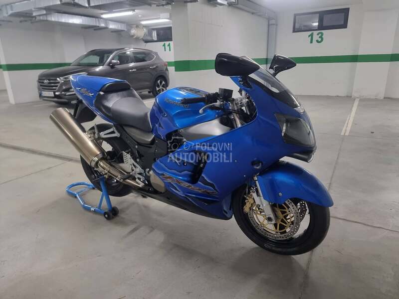 Kawasaki ZX12R ninja
