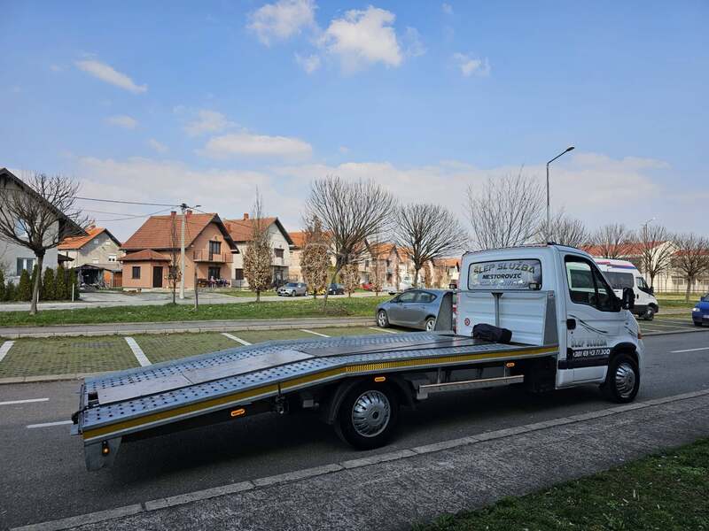 Renault Master 2.5 D C I / B kat