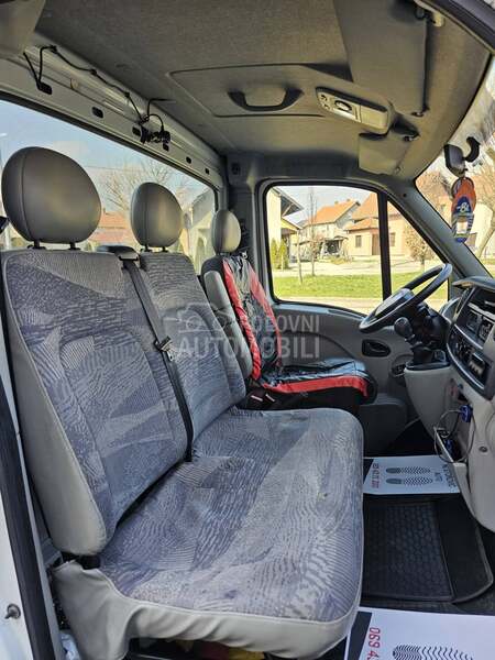 Renault Master 2.5 D C I / B kat