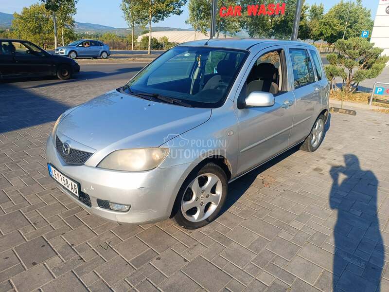 Mazda 2 