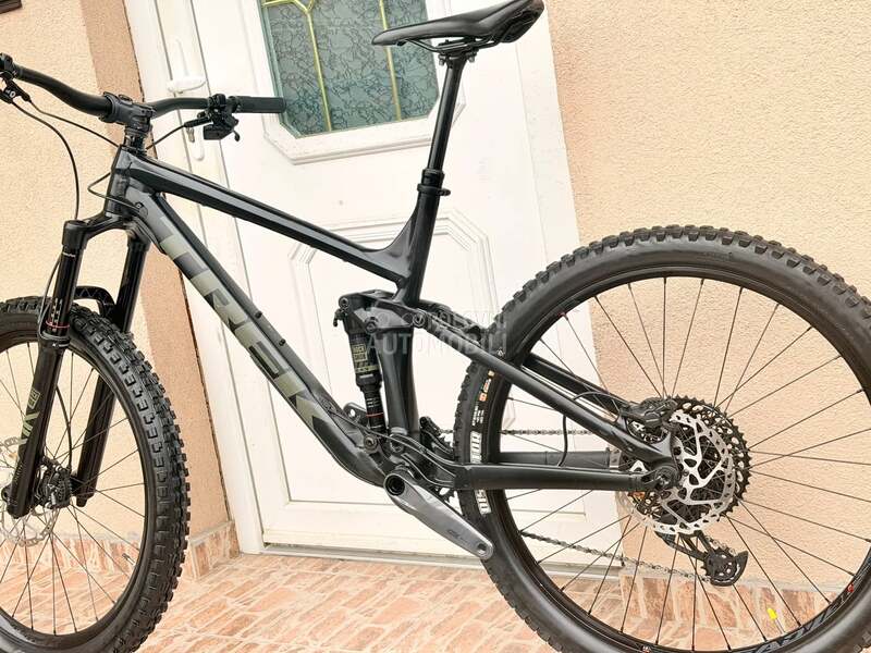 Trek Remedy 8