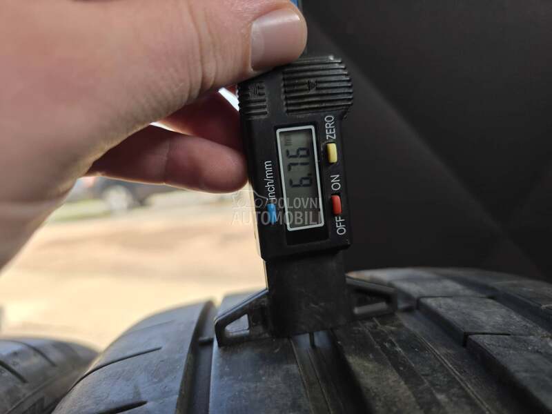 Dunlop 225/40 R18 Letnja