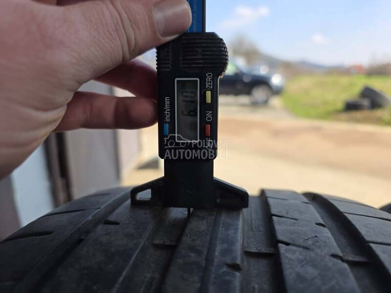 Dunlop 225/40 R18 Letnja